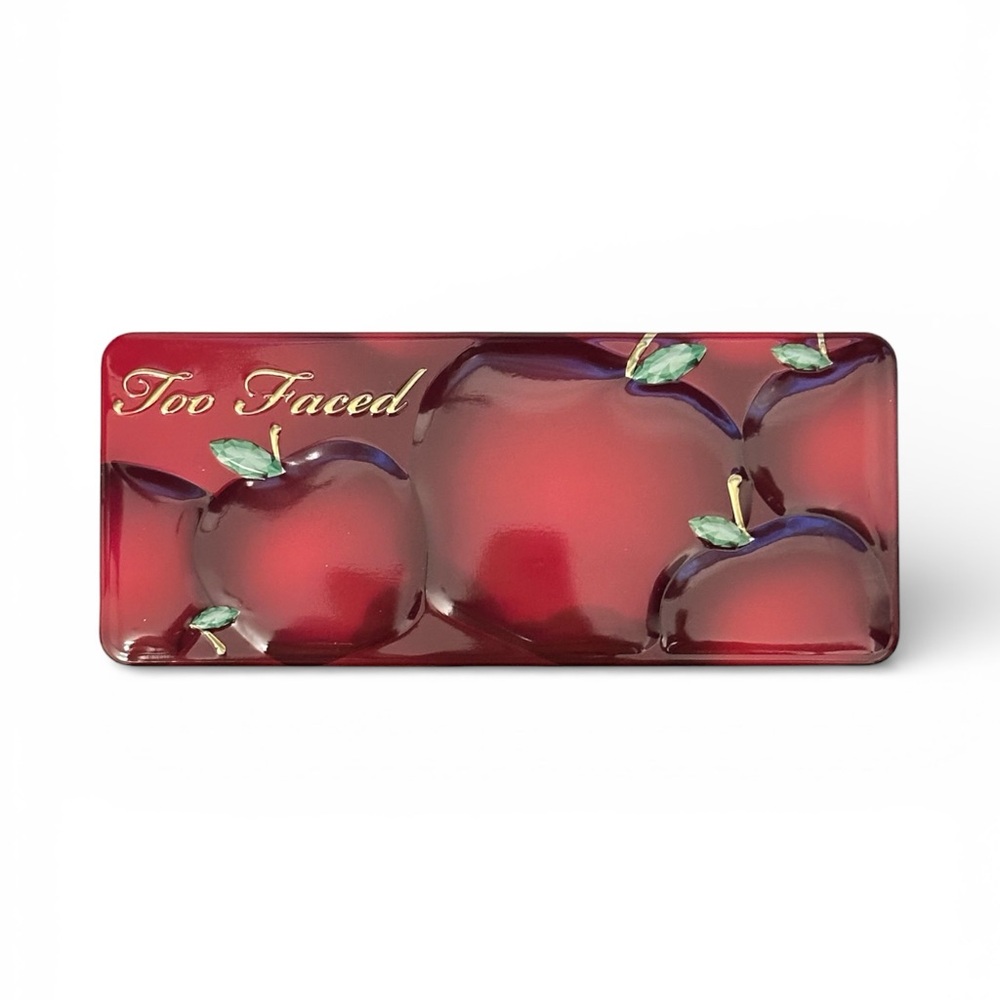 SOLD - Too Faced Appley In Love Eyeshadow Palette - Limited Edition - NEW in Box - Picture 3 of 7